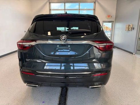 Used 2020 Buick Enclave Premium w/ Surround and Sites Package AWD/4WD image 7