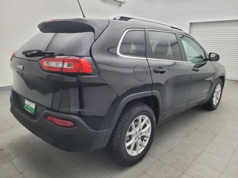 Used 2017 Jeep Cherokee Latitude w/ Comfort & Sound Group image 9