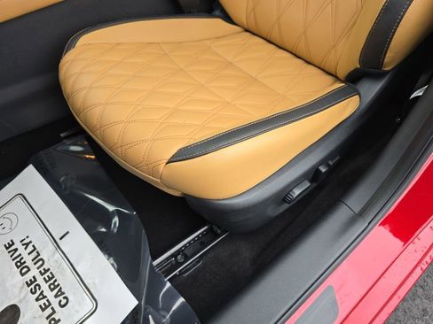 Used 2024 Nissan Sentra SV w/ SV Premium Package image 32