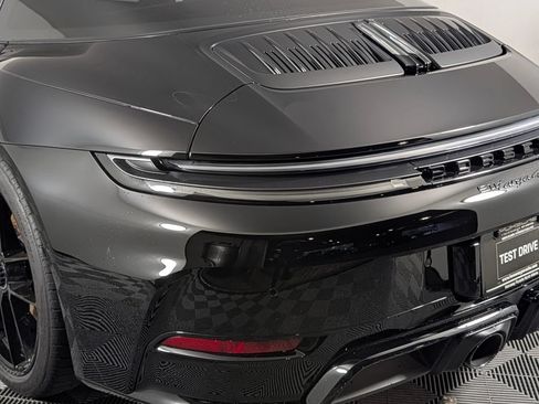 Certified 2026 Porsche 911 Targa 4 GTS AWD/4WD image 16