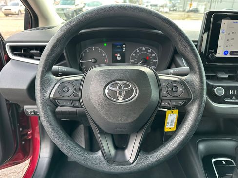 Used 2024 Toyota Corolla LE image 14