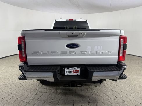 Used 2023 Ford F350 Lariat w/ FX4 Off-Road Package AWD/4WD image 7