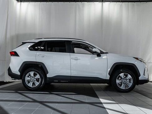 Used 2024 Toyota RAV4 XLE image 3