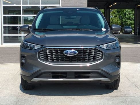 New 2025 Ford Escape SE image 9