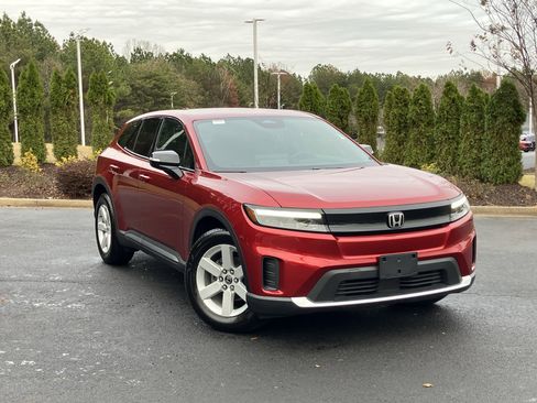 Used 2024 Honda Prologue EX image 2