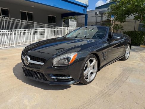 Used 2013 Mercedes-Benz SL 550 image 1