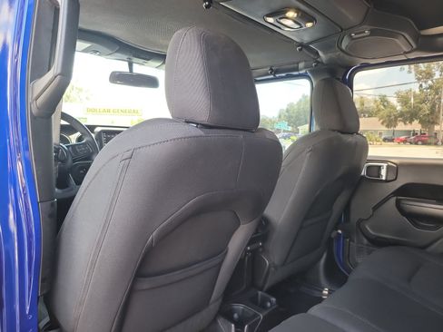 Used 2019 Jeep Wrangler Unlimited Sport S AWD/4WD image 10