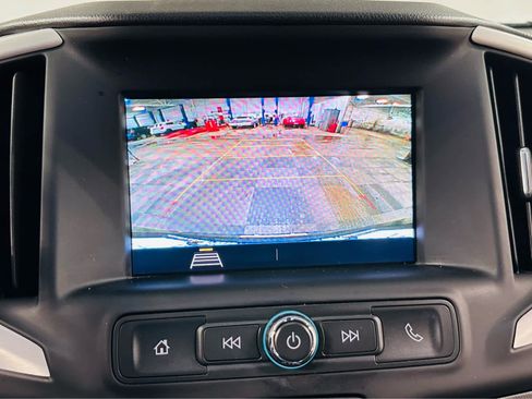 Used 2020 GMC Terrain SLE w/ Driver Convenience Package image 12