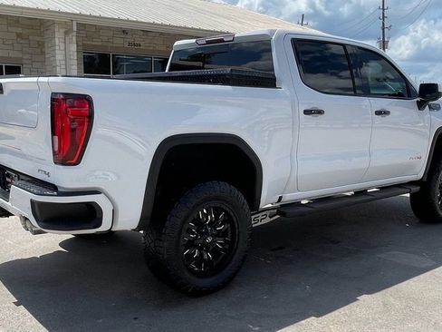 Used 2019 GMC Sierra 1500 AT4 w/ AT4 Premium Package AWD/4WD image 5