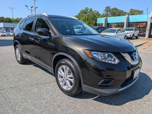 Used 2016 Nissan Rogue SV FWD image 10