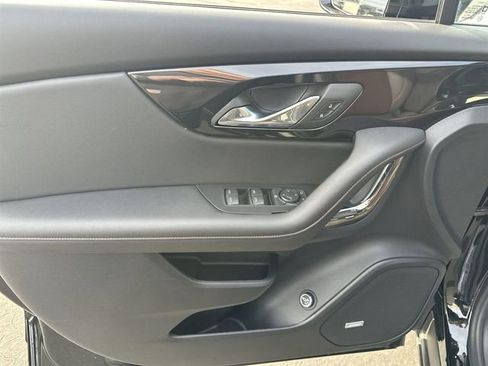 Certified 2025 Chevrolet Blazer RS image 22