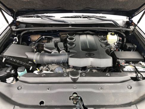 Used 2020 Toyota 4Runner Limited image 17