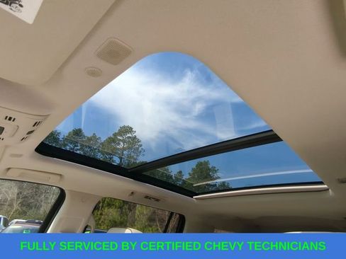 Used 2024 GMC Yukon XL Denali w/ Advanced Technology Package image 40