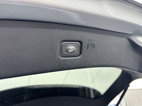 Used 2024 Ford Edge SEL w/ Convenience Package image 32