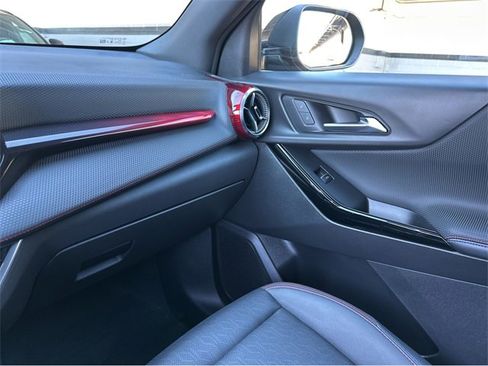 Used 2025 Chevrolet Equinox RS w/ Safety and Technology Package image 24