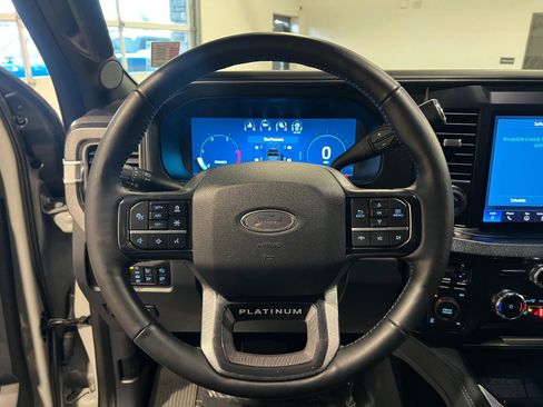 Used 2025 Ford F350 Platinum w/ FX4 Off-Road Package AWD/4WD image 11