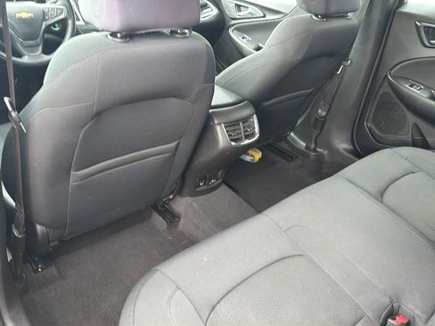 Used 2017 Chevrolet Malibu LT FWD image 32