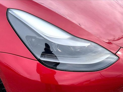 Used 2021 Tesla Model 3 Standard Range Plus image 29