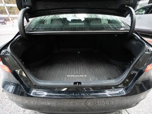 Used 2024 Toyota Camry LE w/ Convenience Package image 27