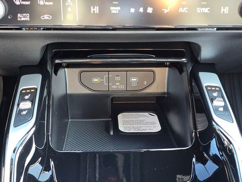 New 2026 Kia Sorento SX Prestige image 32