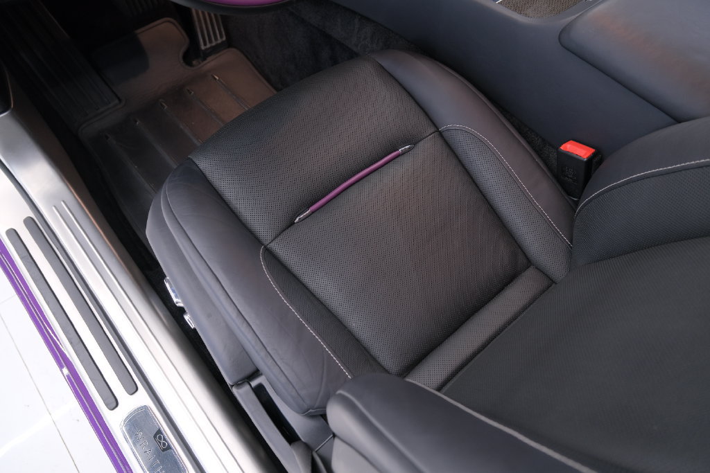 Used 2020 Rolls-Royce Wraith RWD image 14