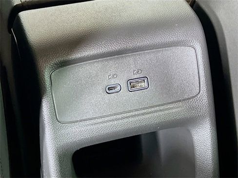 Used 2025 Buick Envista Avenir image 34