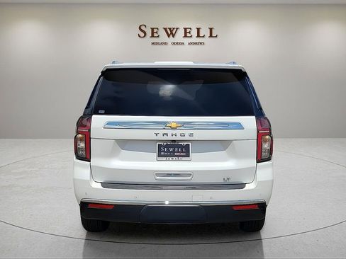 Used 2021 Chevrolet Tahoe LT w/ Rear Media and Nav Package RWD image 4