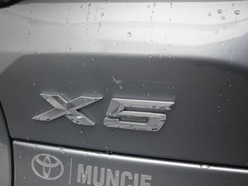 Used 2026 BMW X5 xDrive40i AWD/4WD image 37