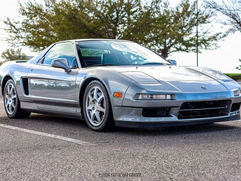 Used 1999 Acura NSX T image 12