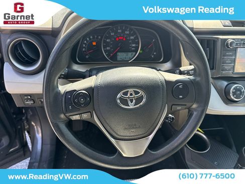Used 2013 Toyota RAV4 LE image 15