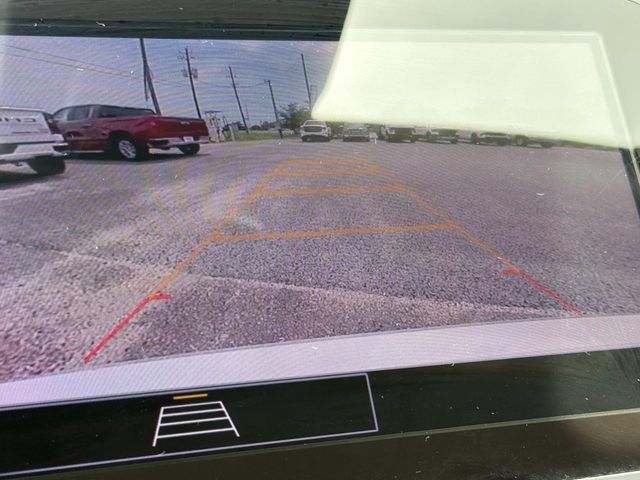 Used 2024 Chevrolet Malibu LT FWD image 29