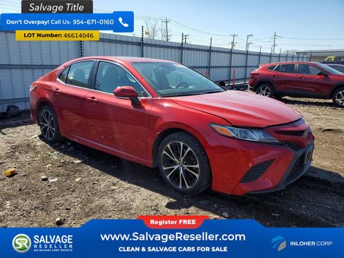 Used 2019 Toyota Camry SE w/ Convenience Package image 5