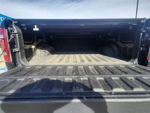 Used 2022 RAM 1500 Limited w/ Body Color Bumper Group image 27
