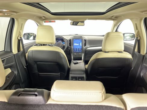 Used 2022 Ford Edge SEL w/ Convenience Package image 17