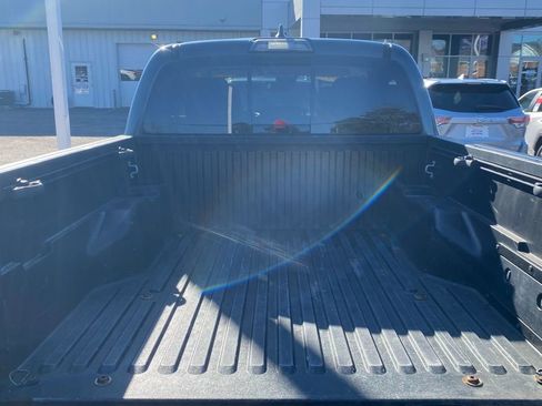 Used 2019 Toyota Tacoma SR5 image 11