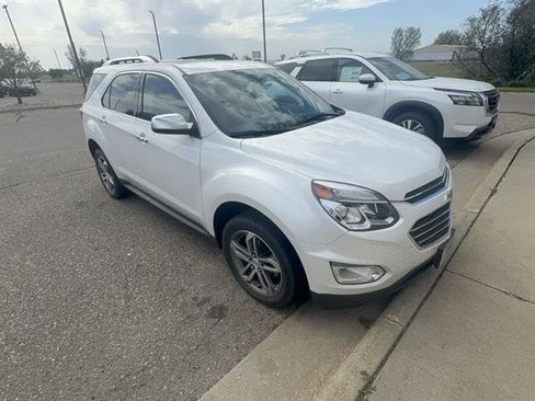 Used 2016 Chevrolet Equinox LTZ w/ Enhanced Convenience Package image 6