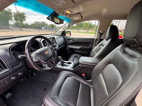 Used 2022 Chevrolet Colorado LT w/ Luxury Package AWD/4WD image 12