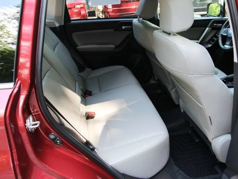 Used 2016 Subaru Forester 2.5i Limited AWD/4WD image 37