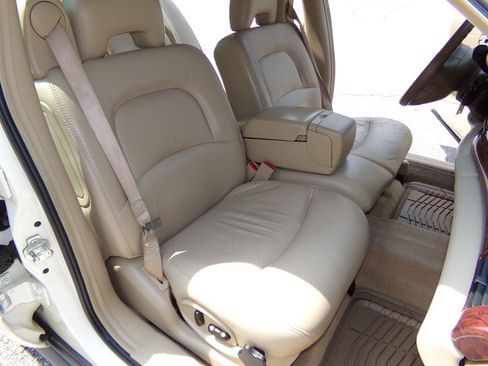 Used 2004 Buick Le Sabre Limited FWD image 22