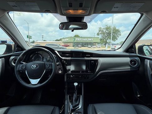 Used 2017 Toyota Corolla XSE FWD image 17