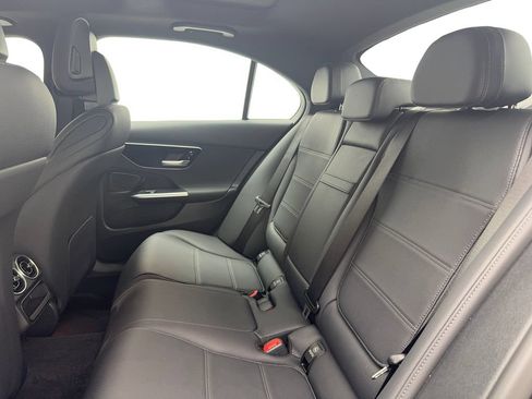 Used 2025 Mercedes-Benz C 300 4MATIC Sedan image 21
