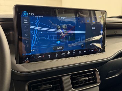 New 2025 Ford Maverick Lariat w/ Black Appearance Package image 30