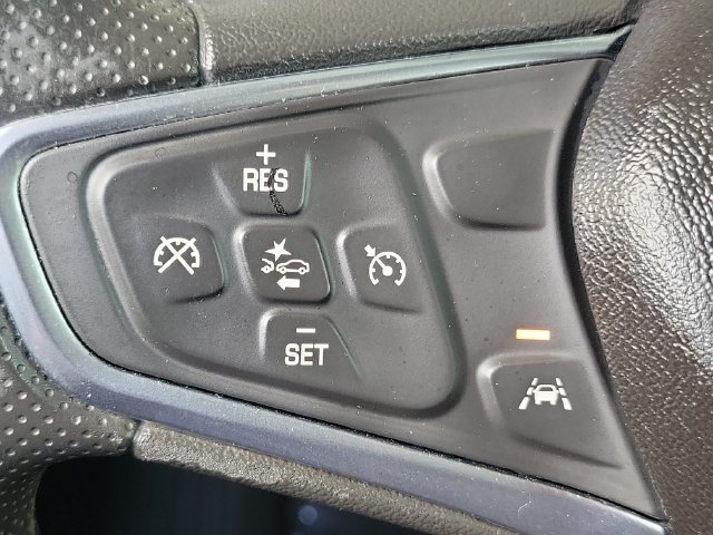 Used 2020 Chevrolet Equinox LS w/ LS Convenience Package FWD image 8