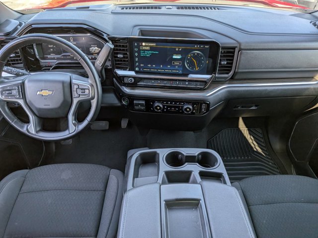 Used 2025 Chevrolet Silverado 1500 LT AWD/4WD image 16