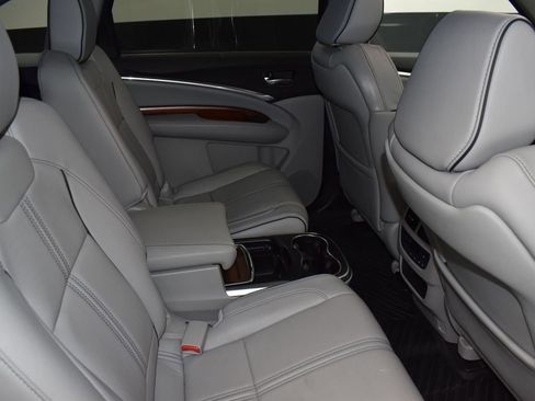 Used 2017 Acura MDX SH-AWD w/ Advance Package image 19