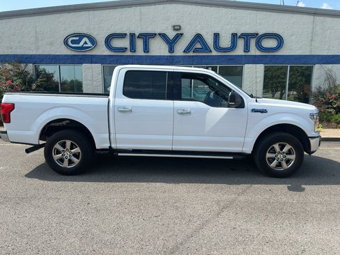 Used 2020 Ford F150 XLT w/ Equipment Group 302A Luxury AWD/4WD image 3