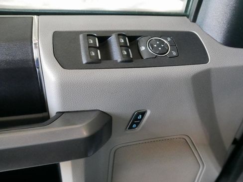 Used 2021 Ford F550 XLT 4WD Crew Cab 203 WB 84 C image 16