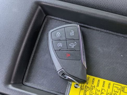 Used 2025 Chevrolet Silverado 1500 Custom Trail Boss image 32