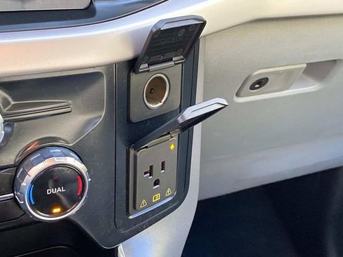 Used 2023 Ford F150 Lightning XLT image 27