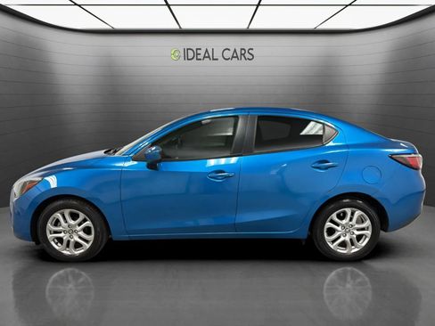 Used 2017 Toyota Yaris iA FWD image 8